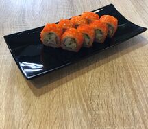 Ролл Калифорния с крабом