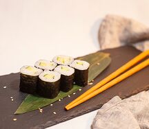 Ролл с огурцом