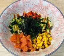 Поке с лососем