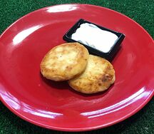 Сырники со сметаной