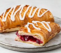 Шоссон с вишней