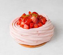 Десерт Павлова с клубникой