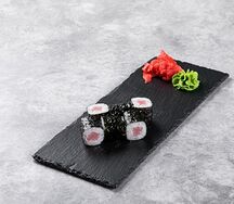 Ролл с тунцом