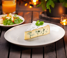 Сыр Лори с кинзой