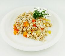 Каша перловая с морковью