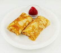 Блинчики с клубникой
