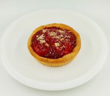 Киш с клубникой и бананом