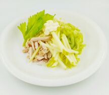 Салат Диетический с курицей