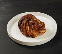 Булочка с маком