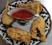 Жареная рыба с чесночным соусом