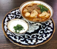 Пельмени с бульоном