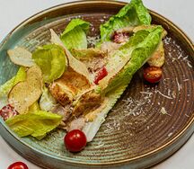 Аве Цезарь с куриным филе