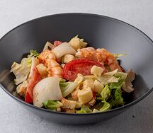 Салат с морепродуктами