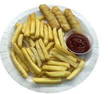 Сырные палочки и картошка фри