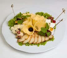 Сырное плато