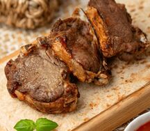 Шашлык из бараньей корейки и рёбрышек
