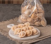 Замороженные куриные пельмени
