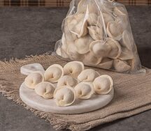 Замороженные домашние пельмени