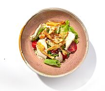 Салат Цезарь с курицей