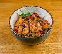 Wok с креветкой