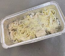 Паста с курицей и грибами