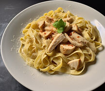 Kremali Tavuklu Fettucini