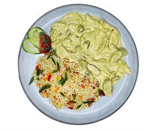 Куриное филе под соусом карри