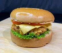 Чиккен чиз бургер