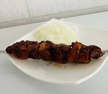 Шашлык из куриных бедрышек без кости 