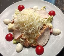 Салат Цезар с курицей
