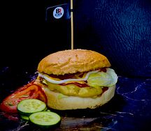 Black Room Burger chicken