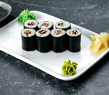 Мини ролл с угрём