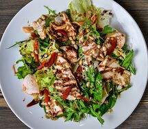 Салат с куриной грудкой