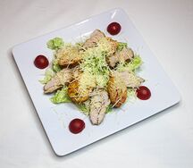 Цезарь с курицей