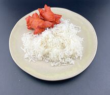Жареные сосиски с рисом