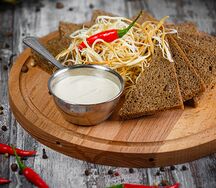 Гренки чесночные
