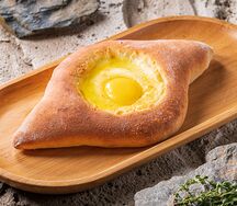 Хачапури по-аджарски