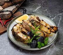 Стерлядь гриль с лимоном и базиликом