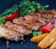 Куриные крылья на мангале