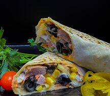 Фахитос с курицей в лаваше