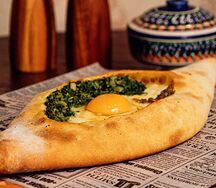 Хачапури с грибами и шпинатом
