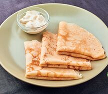 Блинчики со сметаной